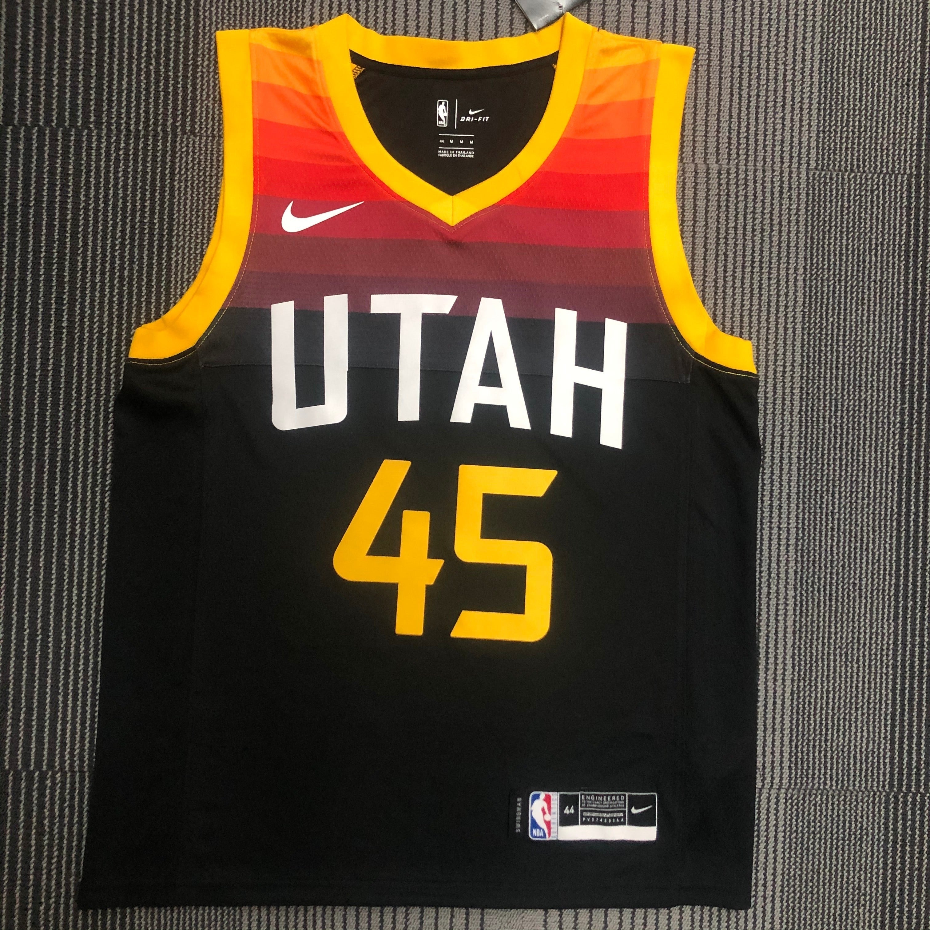 2021/22 NBA Utah Jazz Statement Edition - Mitchell